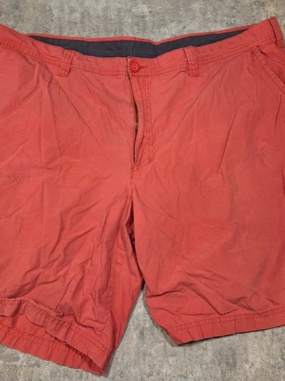 Columbia Men's Coral-Red Flat Front Shorts